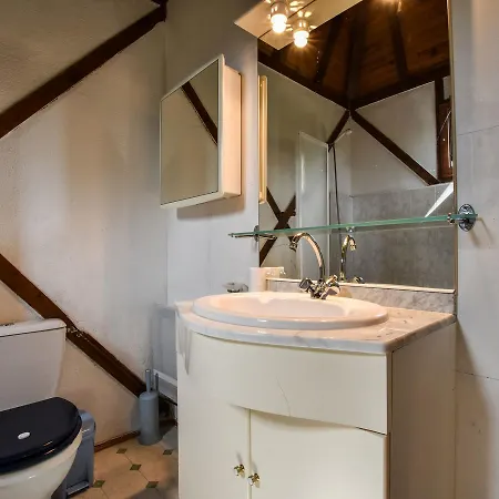 Holiday home 1km From The Gouffre De *