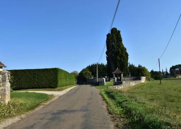 Countryside Charm Padirac